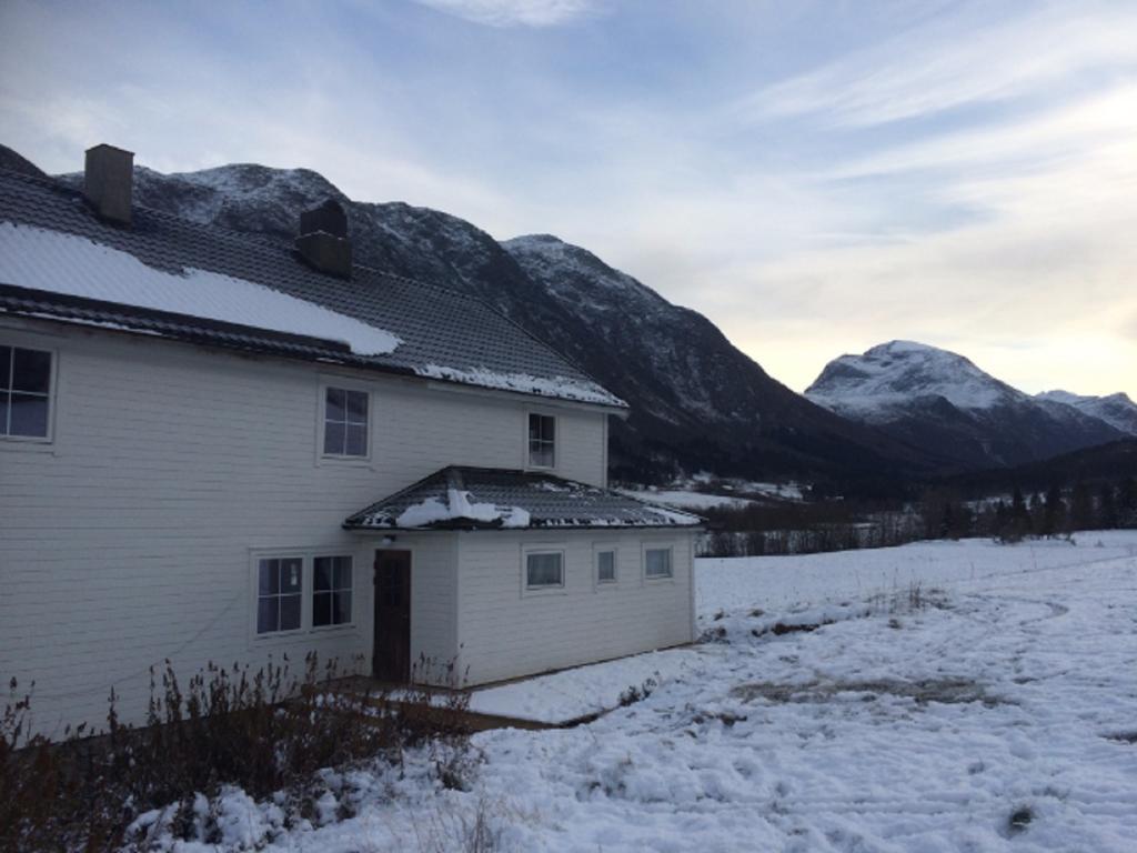 Olagarden Hotel Stranda  Buitenkant foto